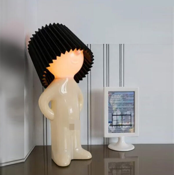 Shy little boy reading lamp - Image 2